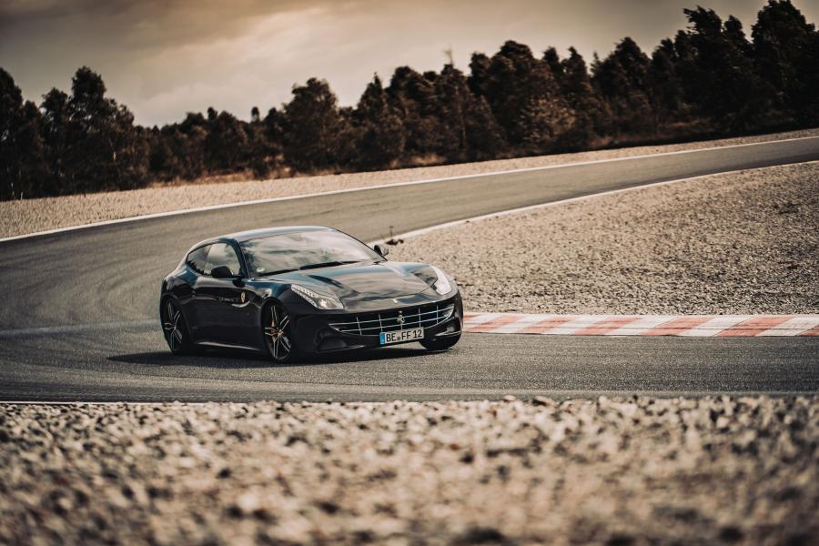  Ferrari FF by Edo Competition 2017 года  (фото 5 из 5)
